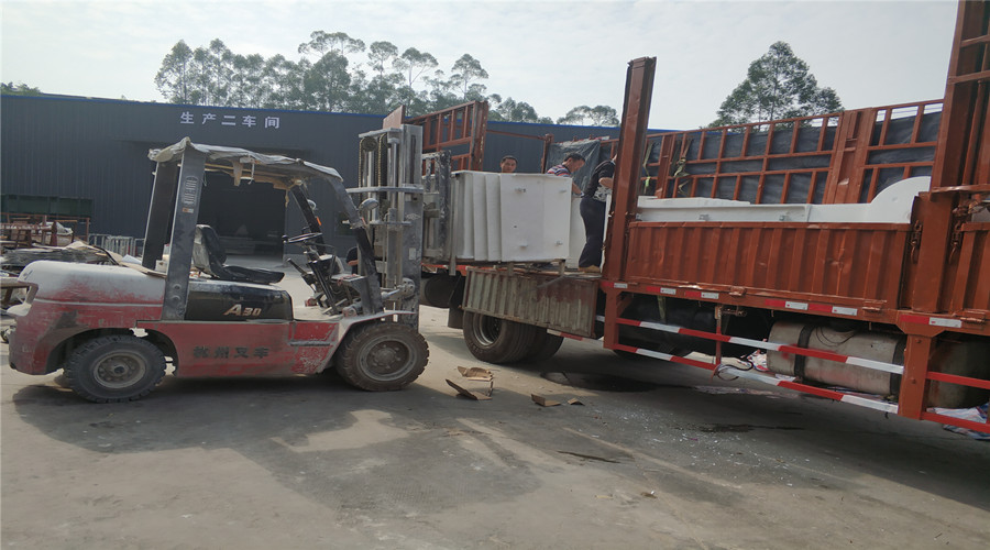 GRG構件產品裝車發貨