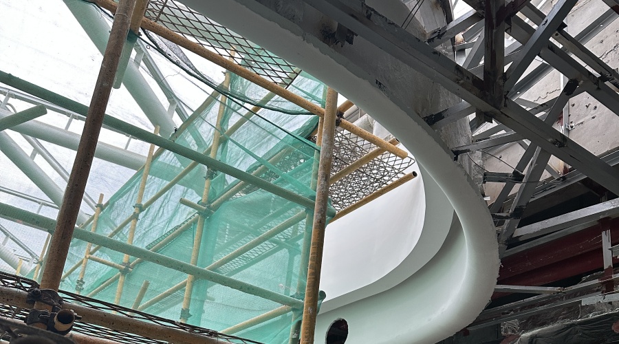 廣州國際金融城君超商場GRG吊頂攔河項(xiàng)目 廣州國際金融城君超商場GRG吊頂攔河項(xiàng)目