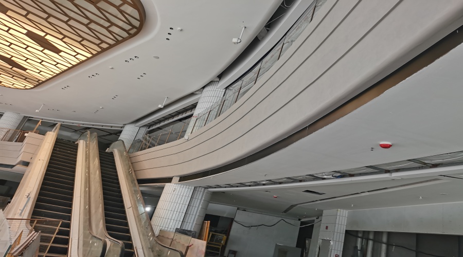 廣州粵海天河城商廈GRG攔河造型工程 廣州粵海天河城商廈GRG攔河造型工程