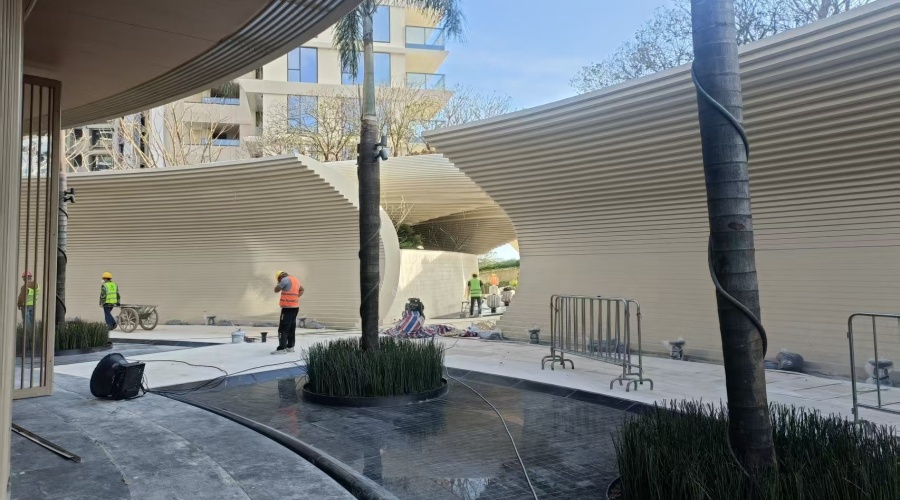 三亞海棠灣售樓部GRC柱子景觀造型落地效果