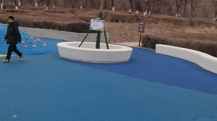 新疆體育公園GRC坐凳樹(shù)池造型工程案例 新疆體育公園GRC坐凳樹(shù)池造型工程案例