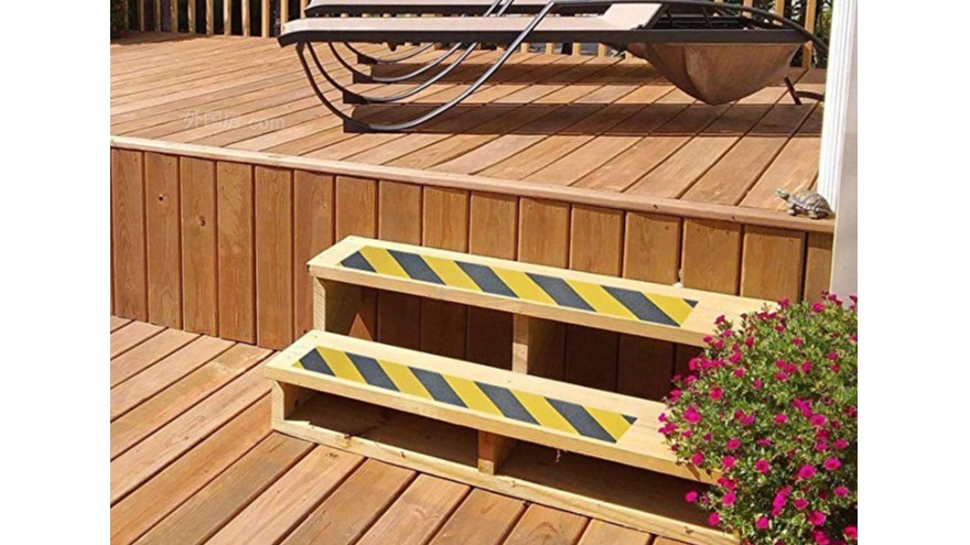 防滑膠帶有哪些不一樣的的屬性-廠(chǎng)家供貨直銷(xiāo)【昆山玉寰】