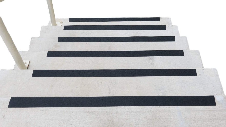 廣東防滑條廠(chǎng)家哪家好-質(zhì)量好才是真的好【昆山玉寰】